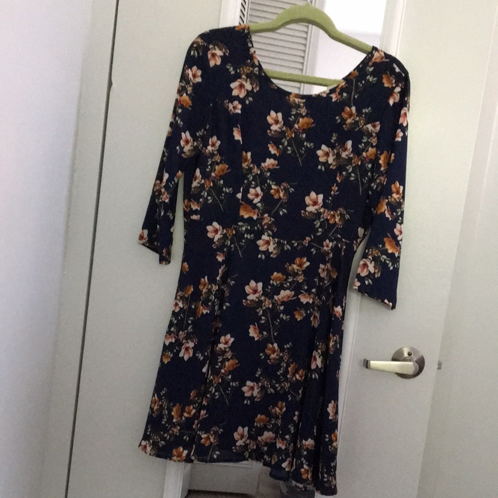Flowy Navy floral dress